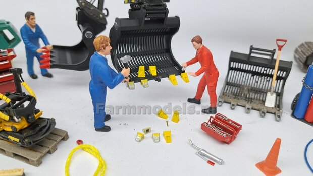 Puinriek HEAVY DUTY ZWART MATT gespoten, vaste TANDEN ROOD 44.8 mm breed Mat. RESIN op KLEUR t.b.v. S70 KOPPELING 1:32  