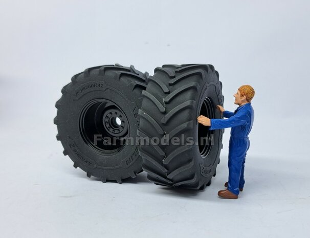 &Oslash; 70.3 x 30.4 mm: CASE-STEYR-NH: 2x Michelin Axiobib2 Banden + Resin Velgen ZWART GLANS gespoten geleverd 1:32  Farmmodels Prem. Line Series 