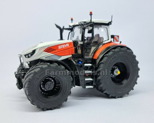 &Oslash; 70.3 x 30.4 mm: CASE-STEYR-NH: 2x Michelin Axiobib2 Banden + Resin Velgen ZWART GLANS gespoten geleverd 1:32  Farmmodels Prem. Line Series 