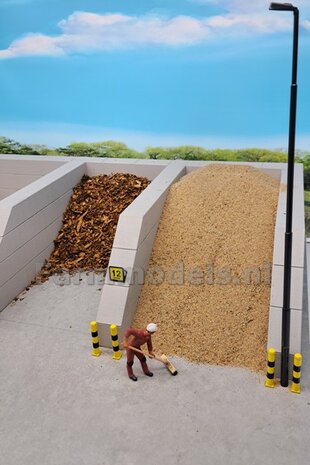 10x STAPELBLOK 4x2 VLAK/SCHUIN Afm. blok: 50 x 25 x 25mm GRIJS KUNSTSTOF CONCRETE BETONLOOK Gespoten  1:32  NB2B  