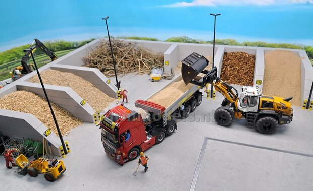 10x STAPELBLOK 4x2 VLAK/SCHUIN Afm. blok: 50 x 25 x 25mm GRIJS KUNSTSTOF CONCRETE BETONLOOK Gespoten  1:32  NB2B  