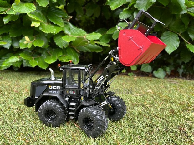 BLACK  JCB 435S Agri Shovel met voermengbak 1:32