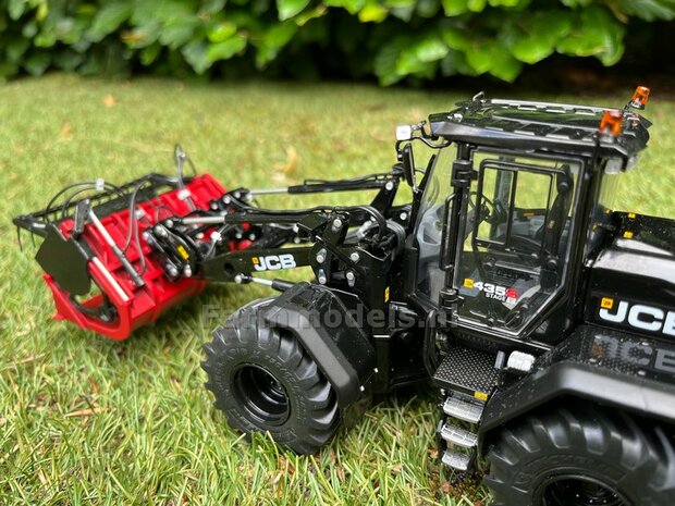 BLACK  JCB 435S Agri Shovel met voermengbak 1:32