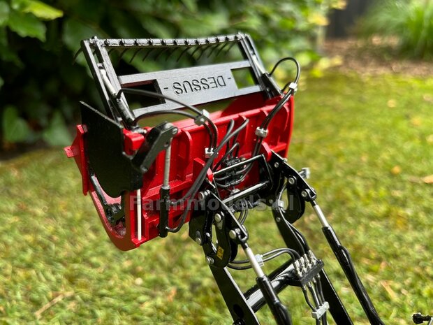 BLACK  JCB 435S Agri Shovel met voermengbak 1:32