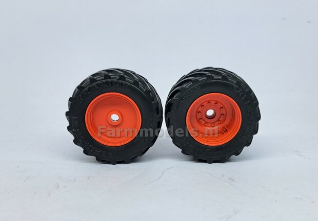 &Oslash; 51.8 x 23.7 mm: Fendt 926/930 WeiseToys: 2x Brede Vooras banden + velgen FENDT ROOD geleverd 1:32 Farmmodels Custom Line Series