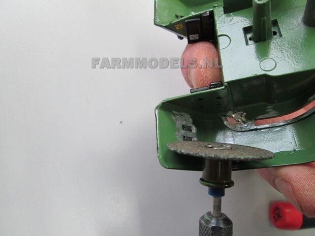 &Oslash; 65.6 x 28.5 mm: Fendt 926/930 WeiseToys: 2x Brede Achteras banden + velgen BLANK geleverd 1:32 Custom Line Series