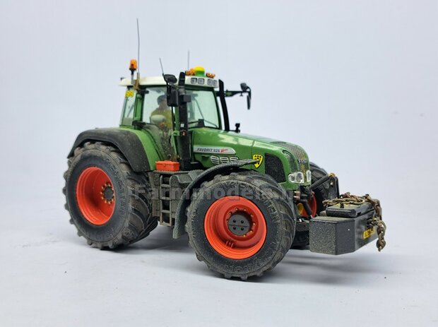 &Oslash; 65.6 x 28.5 mm: Fendt 926/930 WeiseToys: 2x Brede Achteras banden + velgen BLANK geleverd 1:32 Custom Line Series