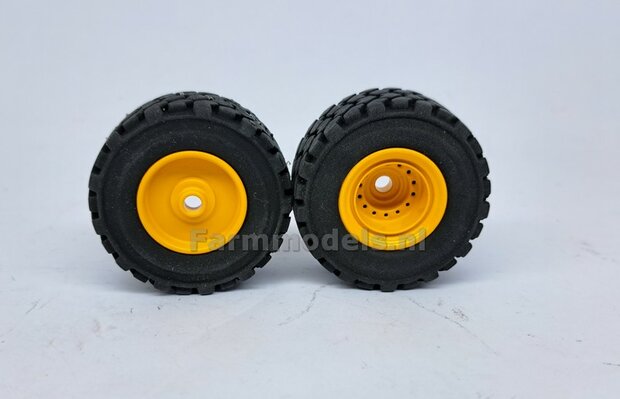 &Oslash; 47.3 mm: JCB 435S AT: 2x brede Shovel banden + ALUMINIUM velgen JCB GEEL Gespoten geleverd geschikt voor JCB 435 serie Agri Collectables 1:32         