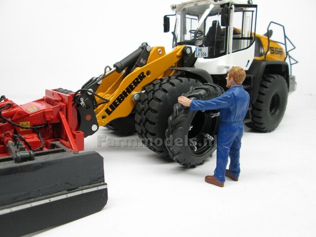 &Oslash; 50.5 mm: LIEBHERR/ CLAAS Wiking: 2x Dubbellucht Shovel banden + Alu. velgen LIEBHERR GRIJS, passen in de standaard velgen shovel Wiking  1:32         