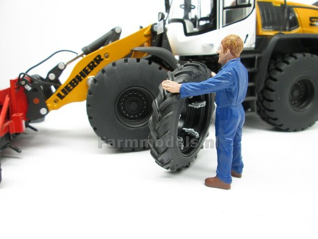 &Oslash; 50.5 mm: CLAAS TORION Wiking: 2x Dubbellucht Shovel banden + Alu. velgen CLAAS ORANJE, passen in de standaard velgen shovel Wiking  1:32         