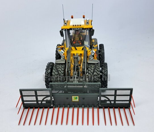 &Oslash; 47.3 mm: 2x Dubbellucht Shovel banden + ALUMINIUM velgen BLANK geleverd passend in de Aluminium Farmmodels Volvo L60H serie  1:32         