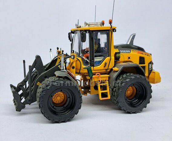 &Oslash; 47.3 mm: 2x Dubbellucht Shovel banden + ALUMINIUM velgen BLANK geleverd passend in de Aluminium Farmmodels Volvo L60H serie  1:32         