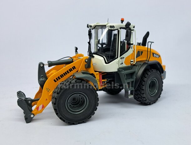 &Oslash; 47.3 mm: LIEBHERR 546: 2x brede Shovel banden + ALU. velgen LIEBHERR GRIJS Gespoten geleverd geschikt voor LIEBHERR AT 1:32  