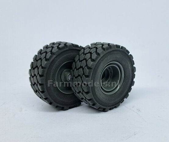 &Oslash; 47.3 mm: LIEBHERR 546: 2x brede Shovel banden + ALU. velgen LIEBHERR GRIJS Gespoten geleverd geschikt voor LIEBHERR AT 1:32  