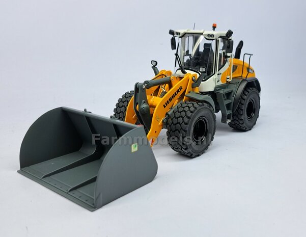 &Oslash; 47.3 mm: LIEBHERR 546: 2x brede Shovel banden + ALUMINIUM velgen BLANK geleverd geschikt voor LIEBHERR AT 1:32  