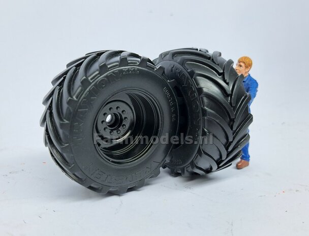 &Oslash; 65.6 x 28.5 mm: Fendt 926/930 WeiseToys: 2x Brede Achteras banden + velgen ZWART gespoten geleverd 1:32 Custom Line Series