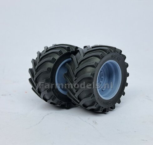 &Oslash; 47 mm: JD 6930-7430 WIKING: 2x Trelleborg Banden met RESIN Velgen BLANK geleverd  1:32   Farmmodels Custom Line Series  