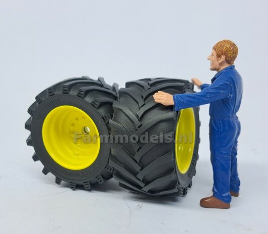 &Oslash; 47 mm: JD 6930-7430 WIKING: 2x Trelleborg Banden met RESIN Velgen JD GEEL Gespoten geleverd  1:32 Farmmodels Custom Line Series  