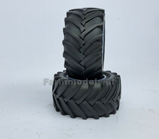 &Oslash; 61.5 mm: JD 6930/ 7430 Wiking: 2x Trelleborg Banden met RESIN Velgen BLANK geleverd 1:32   Farmmodels Custom Line Series  
