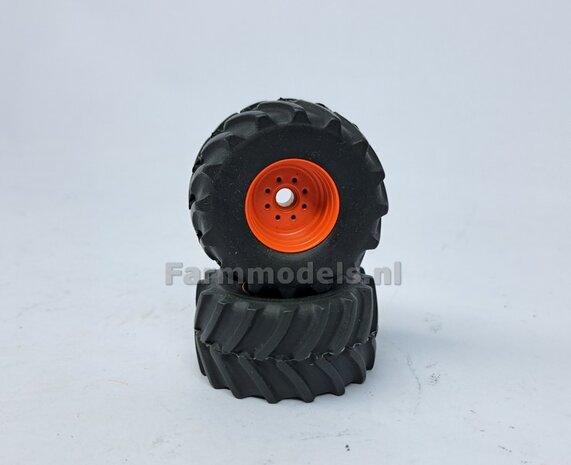 &Oslash; 43.5 x 22.5mm: Claas Jaguar 860/ 880 UH: 2x Brede (achteras) banden + ALU. Velgen CLAAS ORANJE geleverd 1:32  Farmmodels Custom Line Series           