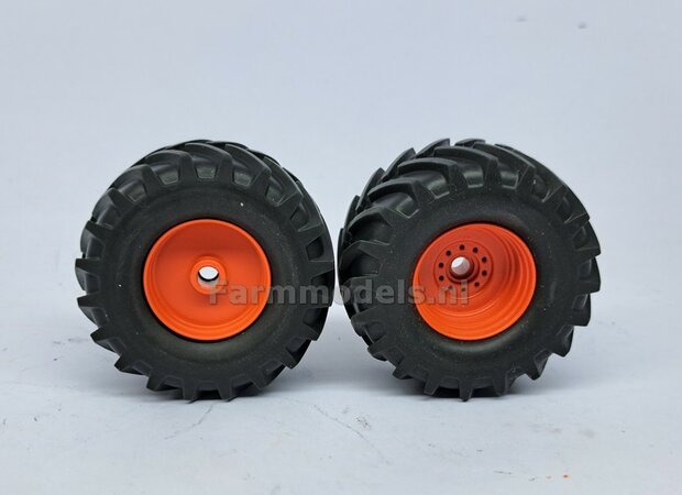 &Oslash; 58 x 28 mm: Claas Jaguar 860/ 880 UH: 2x Brede (vooras) banden + ALU. velgen CLAAS ORANJE geleverd 1:32   Custom Line Series                     