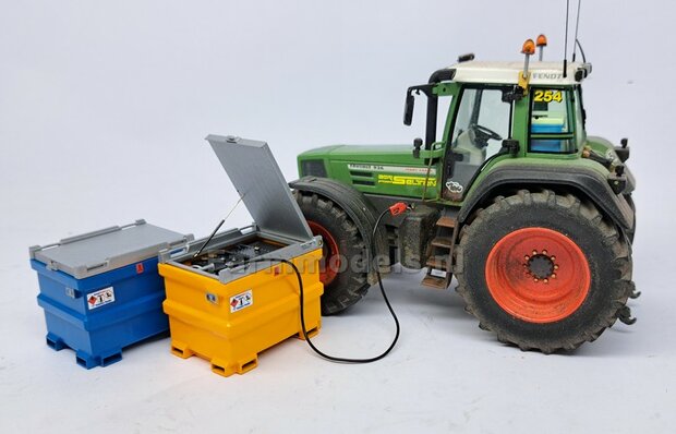 COMBI-DEAL BOUWKIT: 1x TOLSMA DIESELTANK + 1x "DELUXE"  995L 3D Geprint RESIN, BLANK geleverd incl. Pr&eacute;-Cut Decals 1:32    