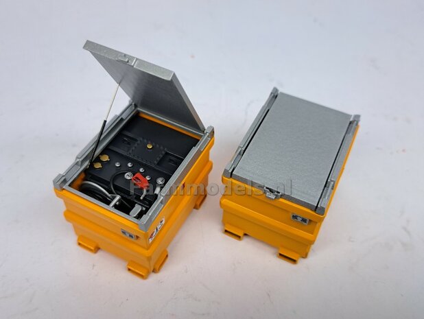 COMBI-DEAL BOUWKIT: 1x TOLSMA TANK + 1x "DELUXE"  995L 3D Geprint Resin, GEEL + Details op kleur geleverd incl. Pr&eacute;-Cut Decals 1:32    