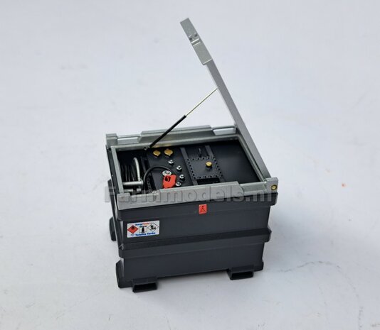  COMBI-DEAL BOUWKIT: 1x TOLSMA TANK + 1x "DELUXE"  995L 3D Geprint Resin, ANTRACIET + Details op kleur geleverd incl. Pr&eacute;-Cut Decals 1:32    