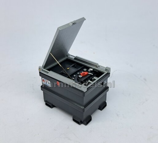  COMBI-DEAL BOUWKIT: 1x TOLSMA TANK + 1x "DELUXE"  995L 3D Geprint Resin, ANTRACIET + Details op kleur geleverd incl. Pr&eacute;-Cut Decals 1:32    