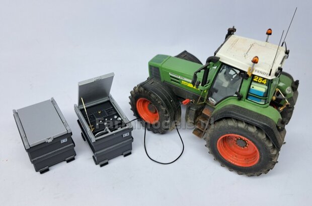  COMBI-DEAL BOUWKIT: 1x TOLSMA TANK + 1x "DELUXE"  995L 3D Geprint Resin, ANTRACIET + Details op kleur geleverd incl. Pr&eacute;-Cut Decals 1:32    