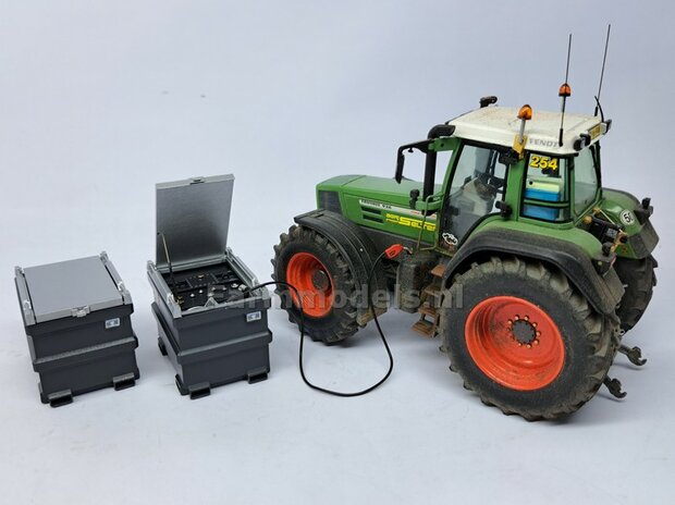  COMBI-DEAL BOUWKIT: 1x TOLSMA TANK + 1x "DELUXE"  995L 3D Geprint Resin, ANTRACIET + Details op kleur geleverd incl. Pr&eacute;-Cut Decals 1:32    