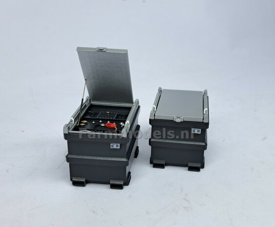  COMBI-DEAL BOUWKIT: 1x TOLSMA TANK + 1x "DELUXE"  995L 3D Geprint Resin, ANTRACIET + Details op kleur geleverd incl. Pr&eacute;-Cut Decals 1:32    