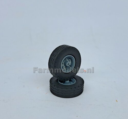  &Oslash; 19 x 6 mm: 2x Aanhanger bandjes RESIN GRIJZE velg met weg profiel fijn 1:32 