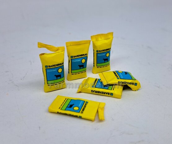 Graszaad: BARENBRUG DOORZAAI  SET A = 5x verschillende volle zakken + 1x lege zak zaadgoed + 6x Pr&eacute;-Cut decal-stickers  1:32  