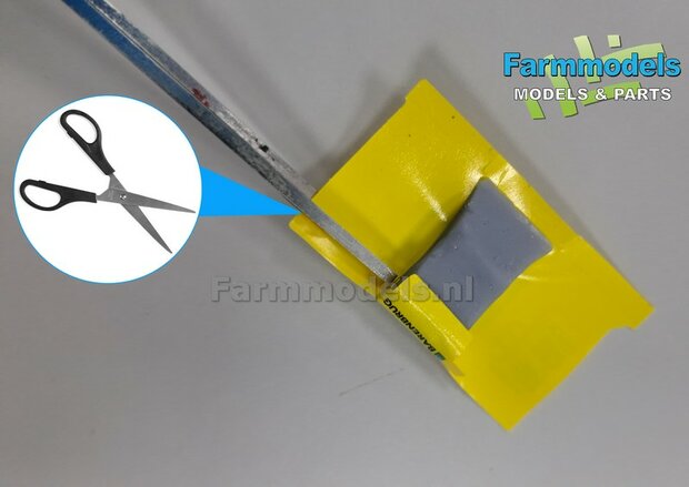 Graszaad: BARENBRUG DOORZAAI  SET C = 6 liggende volle zakken (2 verschillende vormen) + 6x Pr&eacute;-Cut decal-stickers  1:32  