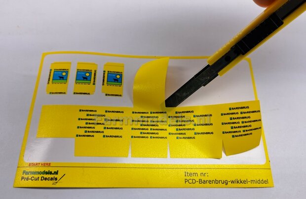 Gestapelde zakken Graszaad: BARENBRUG DOORZAAI  SET L = 8 lagen zaadgoed + 1 losse zak + 5x Pr&eacute;-Cut decal-stickers 1:32  