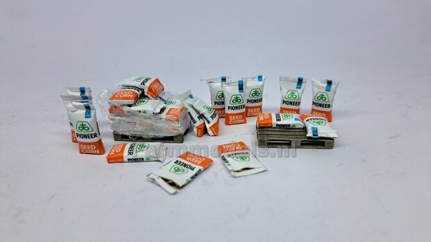 6x Pr&eacute;-Cut Decal stickerset CERTIFICAAT LABELS BLAUW nr. 1   Voorgesneden stickers op stickerfolie 1:32  