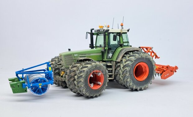 BOUWKIT: HE-VA Frontpakker Materiaal RESIN, BLANK geleverd, zelf in de gewenste kleur te zetten 1:32