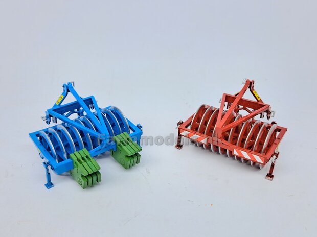 BOUWKIT: Frontpakker Materiaal Resin LEMKEN BLAUW gespoten geleverd 1:32