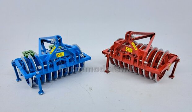 BOUWKIT: HE-VA Frontpakker Materiaal Resin ROOD gespoten geleverd 1:32