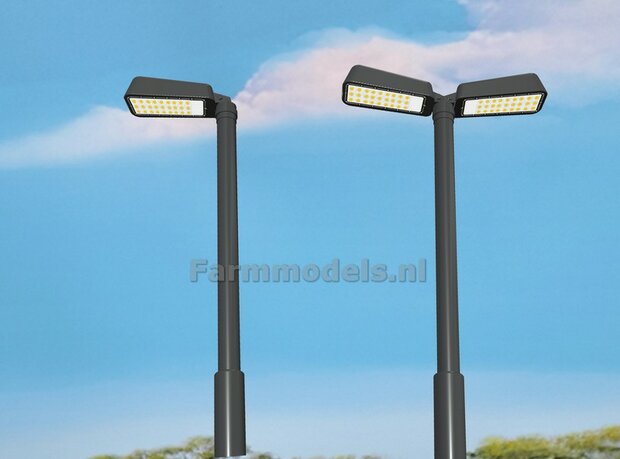 2x DUBBEL VERLICHTINGS ARMATUUR VERSIE A2 Materiaal RESIN BLANK geleverd + 4x Pr&eacute;-Cut Decals 1:32    