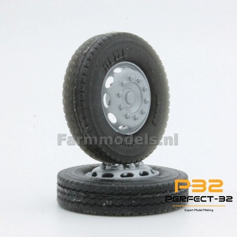 2x &Oslash; 33.8 x 7.8 mm: SMALL SUPER SINGLE 11R22.5  RESIN BLANK  1:32   PERFECT-32 P10