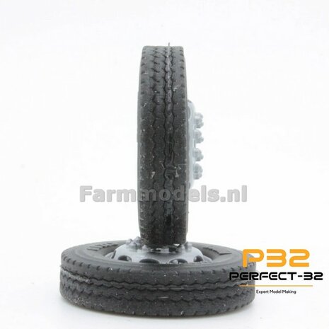 2x &Oslash; 33.8 x 7.8 mm: SMALL SUPER SINGLE 11R22.5  RESIN BLANK  1:32   PERFECT-32 P10