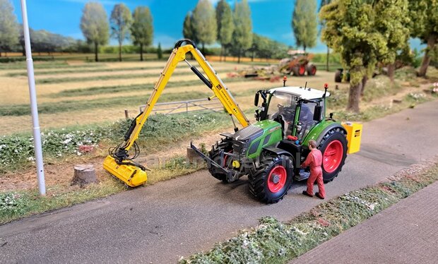 BOUWKIT: HERDER GRENADIER HYDRAULIEK-UNIT Resin, BLANK geleverd incl Pr&eacute;-Cut Decal Stickers 1:32  