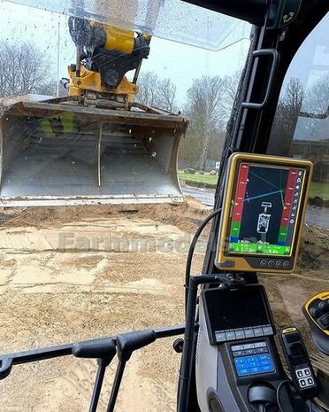 2x HERDER JOYSTICKS t.b.v. montage in cabine Materiaal: RESIN, BLANK geleverd  1:32  