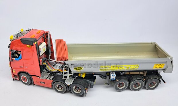 4x WABCO LUCHTKOPPELING met STOFKLEP, echt beweeg- &amp; koppelbaar Materiaal: RESIN BLANK Geleverd, geschikt voor &Oslash; 0.5mm luchtleidingen 1:32