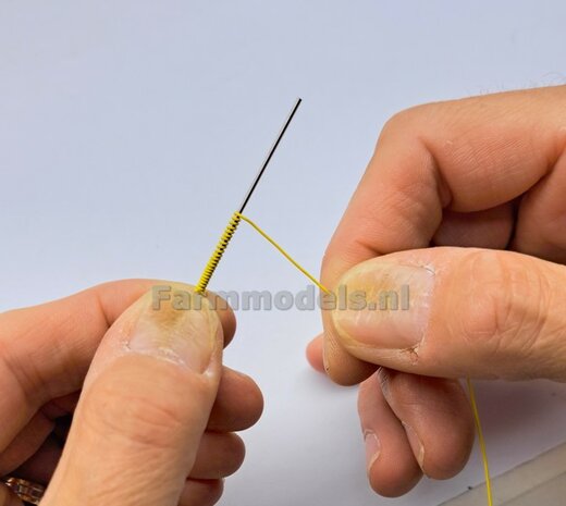 12x WABCO LUCHTKOPPELING + STOFKLEP, echt beweeg- &amp; koppelbaar Mat: Resin, ALUMINIUM + GEEL Geleverd, geschikt voor &Oslash; 0.5mm luchtleidingen 1:32