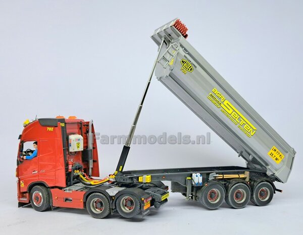 2x WABCO LUCHTKOPPELING + STOFKLEP, echt beweeg- &amp; koppelbaar Mat: Resin, ALUMINIUM + ROOD Geleverd, geschikt voor &Oslash; 0.5mm luchtleidingen 1:32