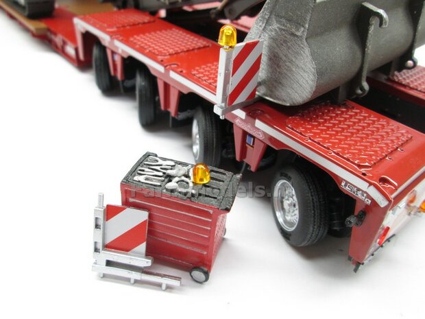 2x LOSSE ZWAAILAMP AFDEKKAP V7 = zonder zwaailamp huis/houder (VERSIE 7) mooi voor o.a. de breedtesteunen van diverse Nooteboom trailers 1:32