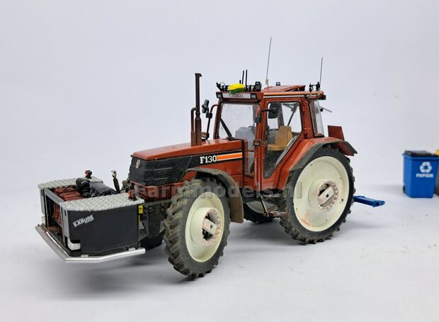 BOUWKIT: UITTRIJBOK REGENHASPEL met optie voor Hydrauliek- Lucht- &amp; Stroom aansluiting 3-Punt Bok Materiaal RESIN BLANK geleverd  1:32